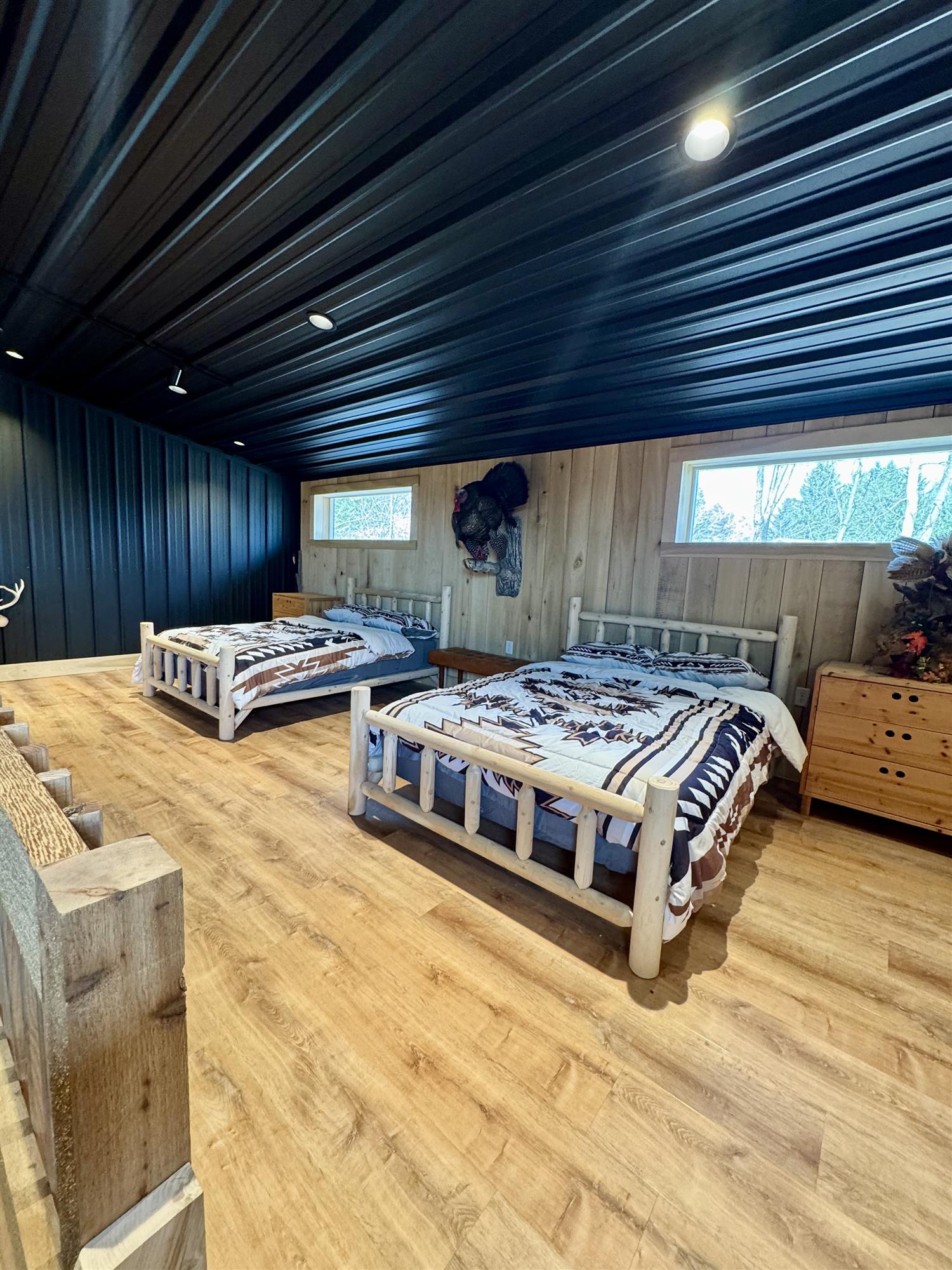 high-end barndominium builder