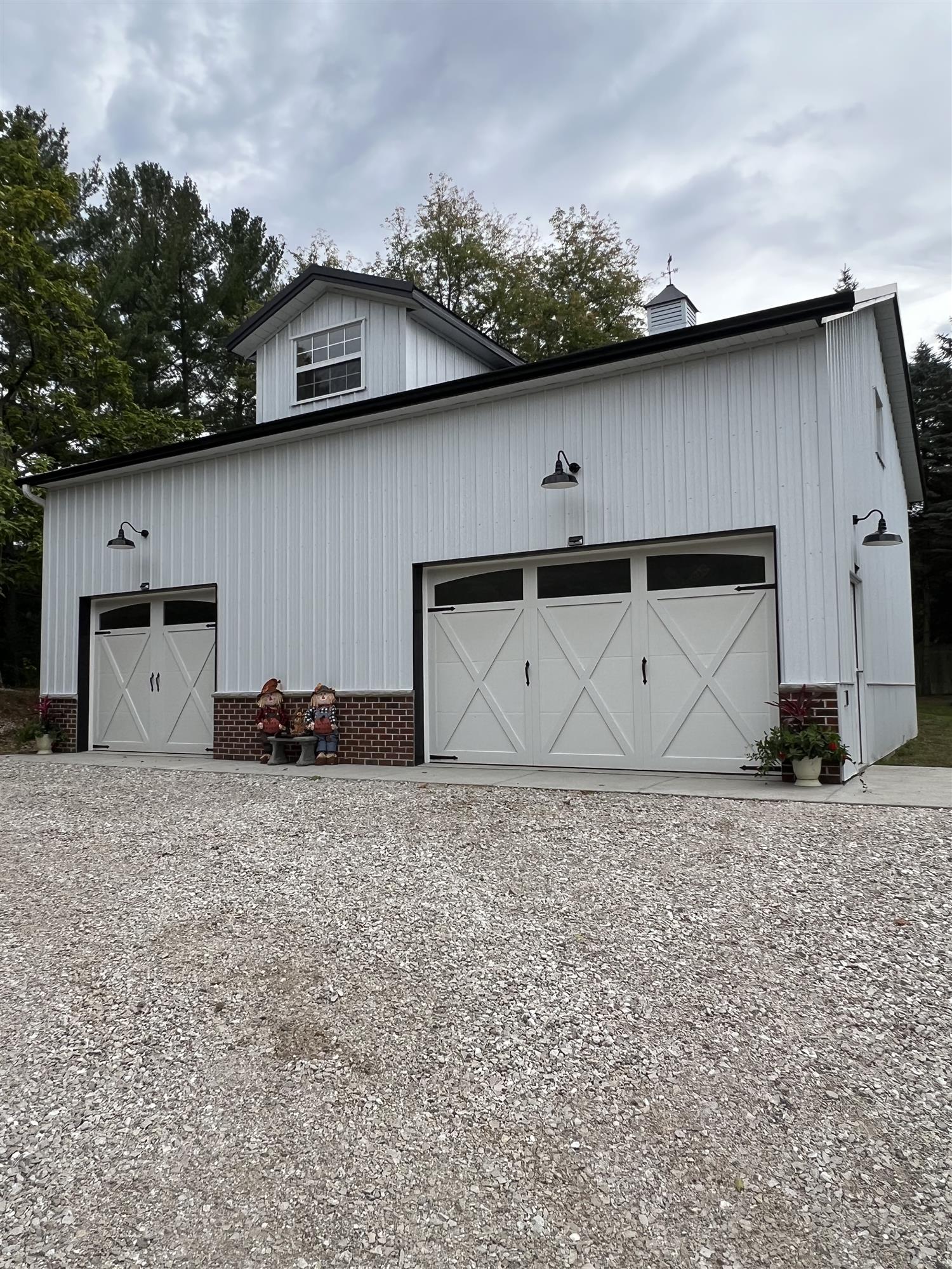 RV post frame garage builders