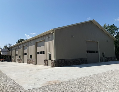 Commercial pole barn builders